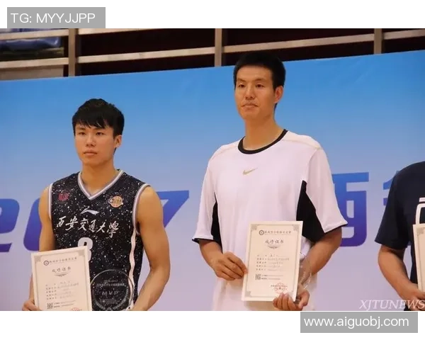 赛后分析:西安篮球队与成都篮球队的默契配合与战术对抗探讨 赛后分析:西安篮球队与成都篮球队的默契配合与战术对抗探讨