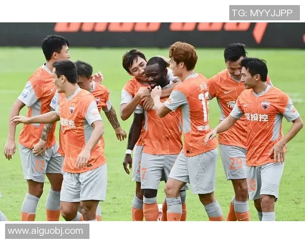 足球焦点：深圳足球队的力量探讨